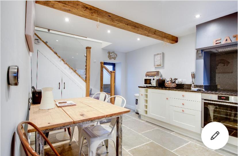 Rustic Retreats Jacks Cottage With Hot Tub & Alpaca Walking Experiences Matlock  Dış mekan fotoğraf